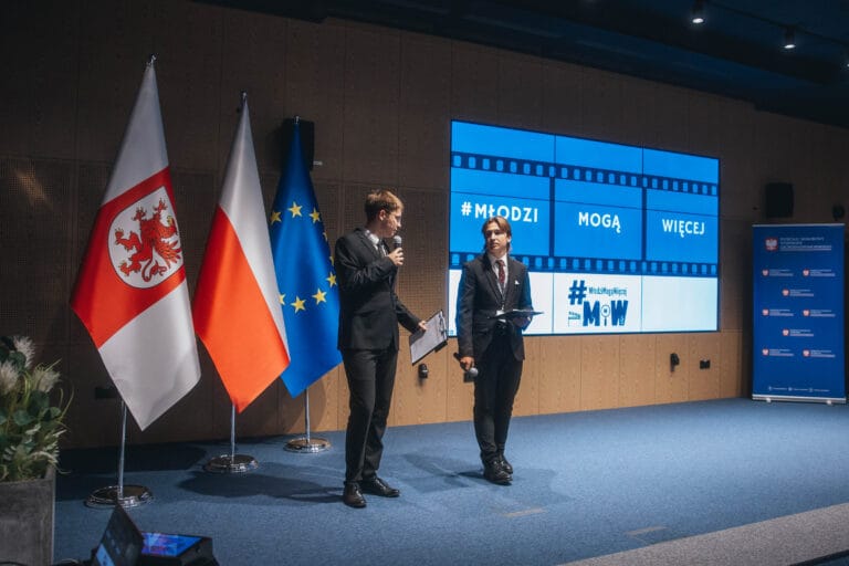 #MłodziMogąWięcej premiera mmw (4)